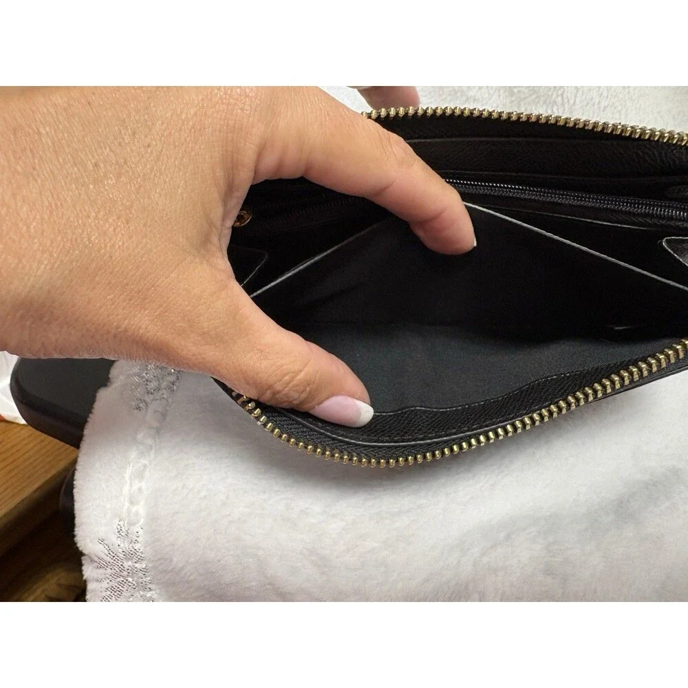 Coach C4124 Medium ID Zip Around Wallet Black Pebble Leather